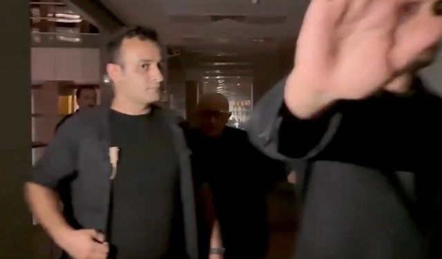 Duruşma sonrası Aziz İhsan Aktaş'a etten duvar
