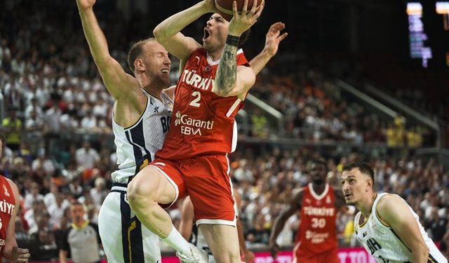 12 Dev Adam Bosna Hersek’i geçti