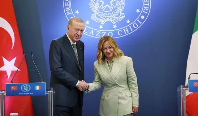 Cumhurbaşkanı Erdoğan’dan Meloni ile kritik görüşme