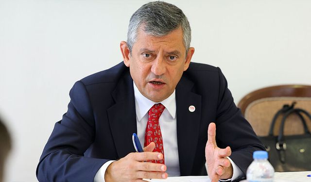 Özgür Özel'den Yeni Partili vekilin bıçaklanmasına ilişkin ilk açıklama: