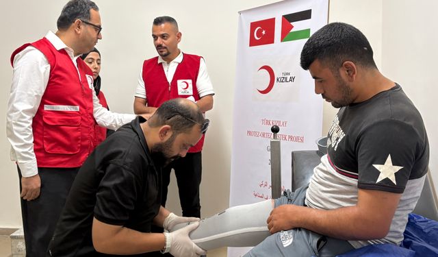 Türk Kızılay Gazze'de Protez Destek Projesi başlattı