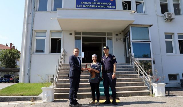Çocukluk hayali için arsasını jandarmaya bağışladı