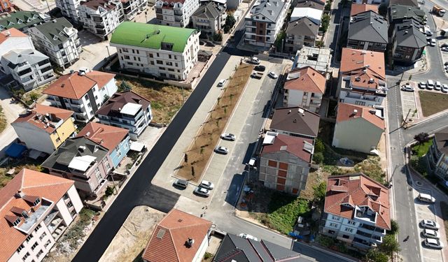İnegöl Belediyesi'nden Yeni Mahalle'ye 64 araçlık otopark