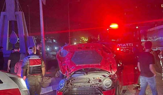Batman'da iki otomobil çarpıştı: 3 yaralı