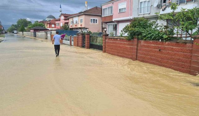 Çaycuma'da su baskını mağduriyeti: Mahalle sakinleri kalıcı çözüm istiyor