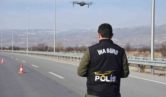 Erzincan'da drone destekli trafik denetimi