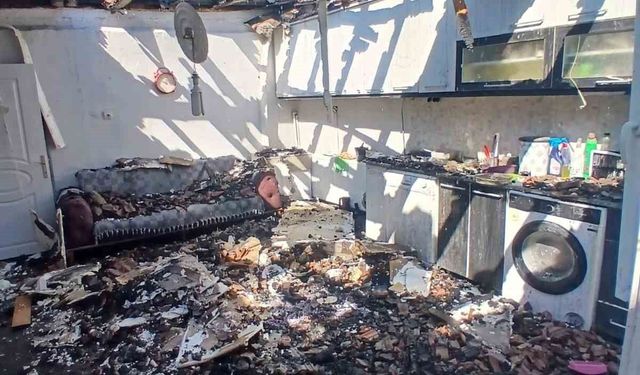 Eskişehir'de müstakil ev çıkan yangında küle döndü