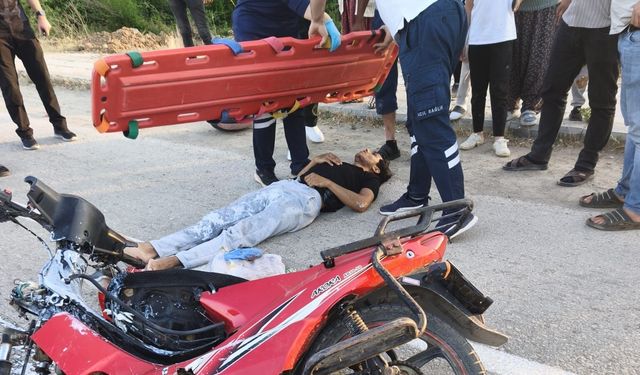 Forklifte çarpan motosiklet sürücüsü yaralandı