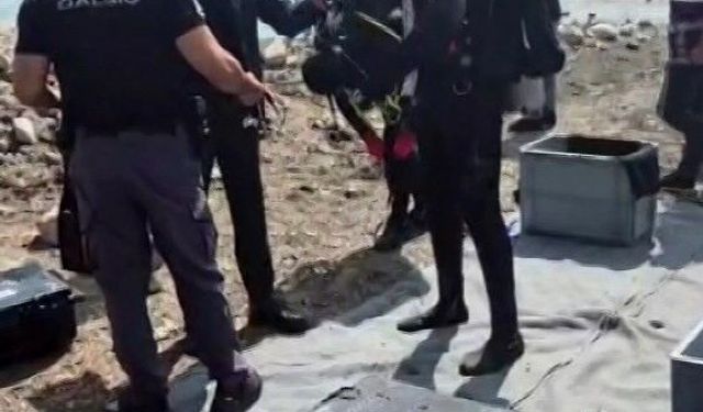Murat Nehri'ne giren şahıs hayatını kaybetti
