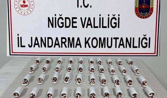 Niğde Otogarı'nda uyuşturucu operasyonu: 2 bin 240 sentetik hap ele geçirildi