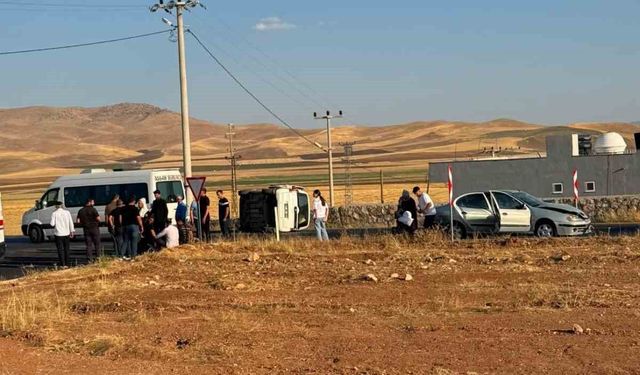 Siirt'te araçlar çarpıştı: 2 yaralı