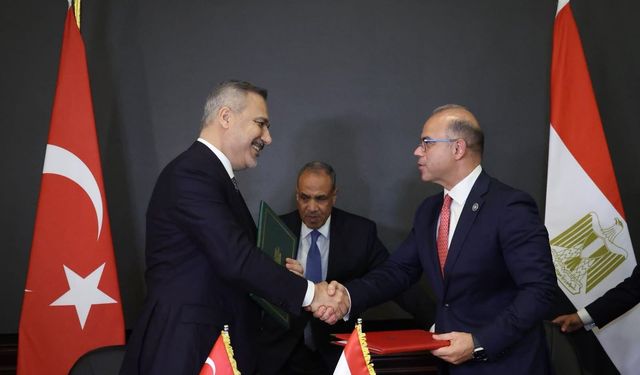 Türkiye-Mısır hattında yeni dönem: 3 belgeye imza