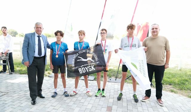 Osmangazi’de genç sporcular duatlonda kıyasıya yarıştı