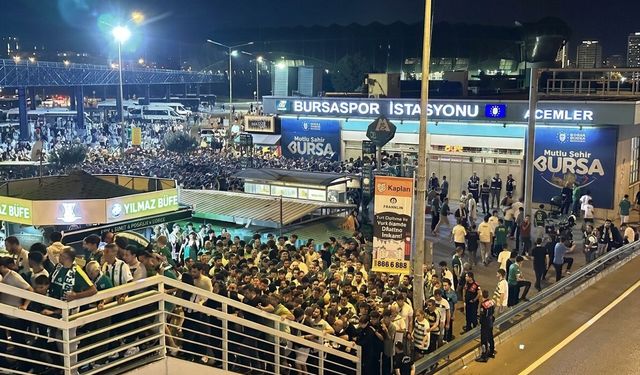 Bursaspor taraftarından büyükşehir’e çağrı: "Futbol taraftarı tiyatro seyircisi değildir"