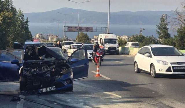 Bursa’da seyir halindeki otomobil alev alev yandı: Facia kıl payı önlendi