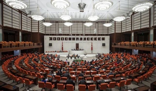 Vekiller katılmadı Meclis kapandı: Şehit yakınları ve gazilerle ilgili yasa teklifi yarına kaldı