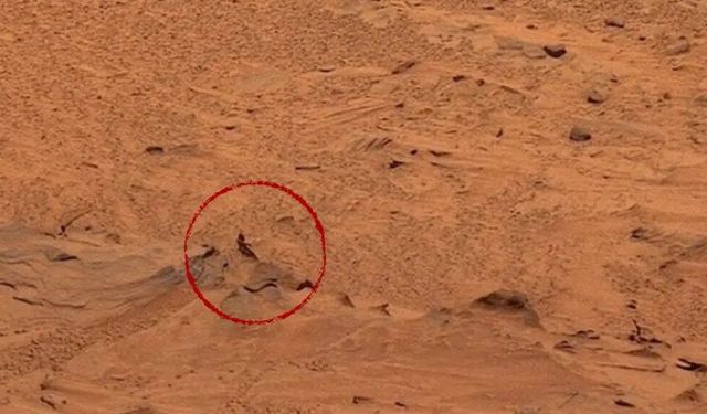 NASA yıllar önce Mars'ta fotoğraflamıştı: İnsansı görüntünün arkasındaki gerçek ortaya çıktı