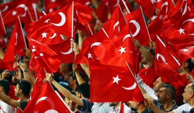 Milliler Sırbistan'ı da devirdi: Namağlup finale yükseldik