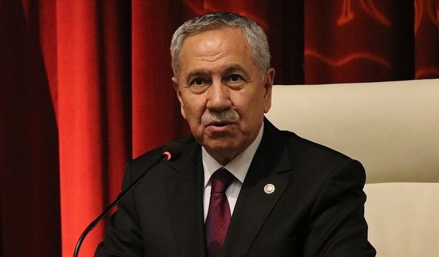 Bülent Arınç'tan Davutoğlu'nun partisini kapatmasına dikkat çeken yorum