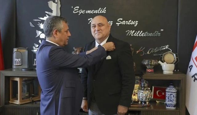 Muğla'da ilk oldu: Yatağan Belediye Başkanı Günay YENİ Parti'ye geçti