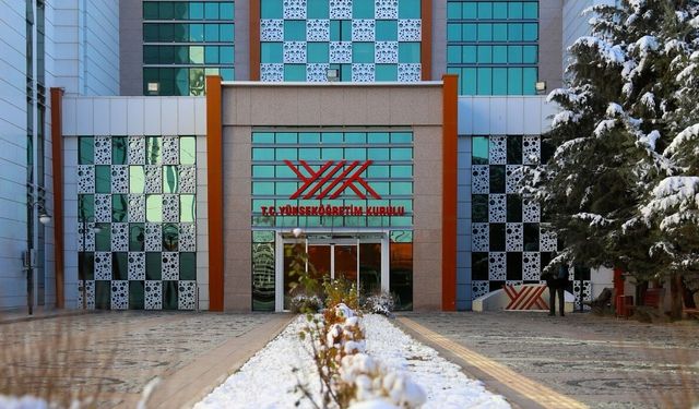 YÖK’ten vakıf üniversitelerine kritik uyarı! Öğrenim ücretlerinde yüzde 25 sınırı