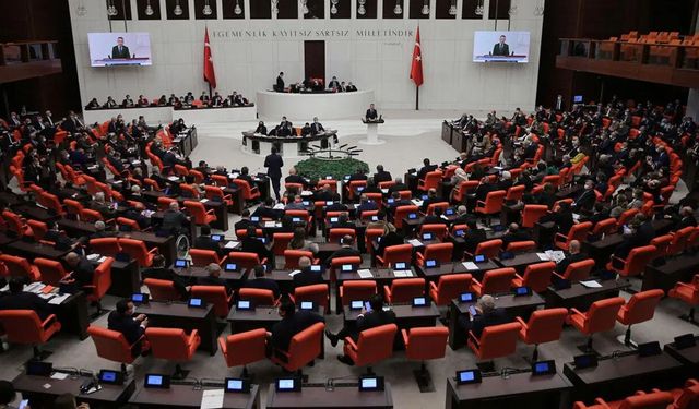 'Çerçeve yasa' Genel Kurul'da görüşülmeye başladı Mecliste sandalye dağılımı nasıl? Kaç milletvekili evet diyecek?