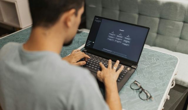 OpenAI’dan GPT-6.1 Astra kararı! Yeni modelin çıkışı güvenlik gerekçesiyle ertelendi
