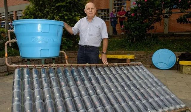 Çöpe atmadı, güneş enerjisine çevirdi: 100 plastik şişeyle suyu 52 dereceye çıkardı