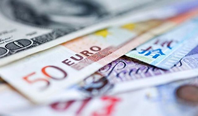 Dövizde tarihi zirve: Dolar, euro ve sterlin aynı anda rekor kırdı