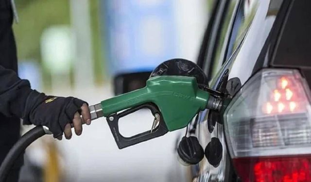 Benzine dev zam geliyor: Bu gece tabelaya yansıyacak