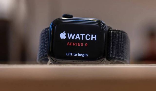 Apple Watch’ta “sürekli dinleme” tartışması