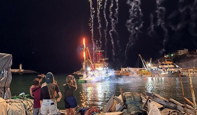 Balıkçılar “Vira Bismillah” diyerek denize açıldı