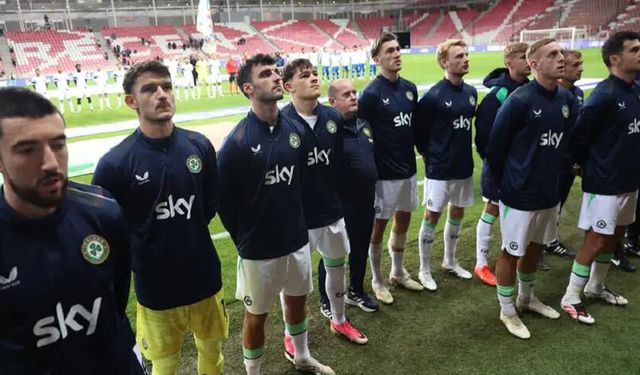 Milli marşta başlarını öne eğdiler: İrlandalı futbolculardan İsrail protestosu!