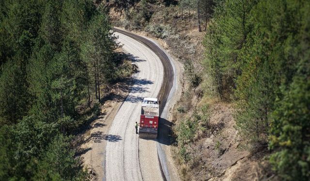 Bursa’da 3 ilçede ulaşım seferberliği: 50 kilometrelik yol yenilendi