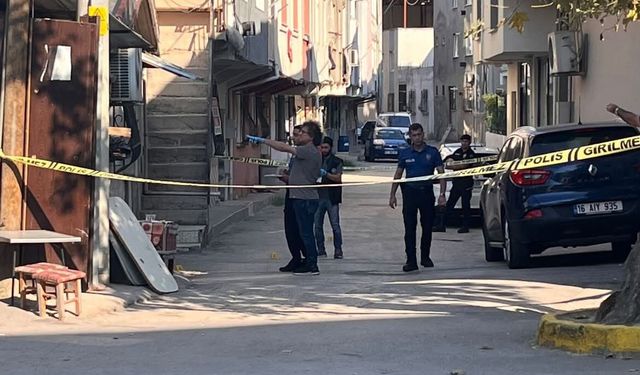 Bursa’da çay ocağı önünde silahlı saldırı: 1 kişi ağır yaralandı