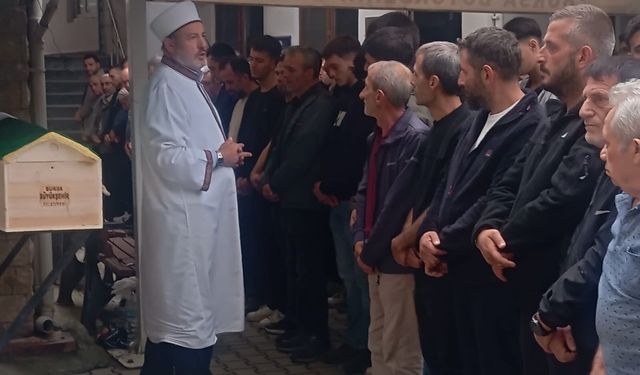 Bursa’da kazada ölen 19 yaşındaki Burak’a son veda