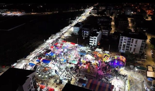 Türkiye'nin en renkli panayırından biri Yenişehir'de başladı