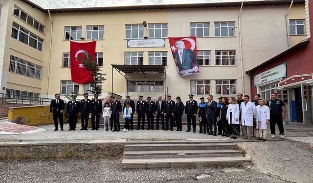 Ankara İl Emniyet Müdürü Maksut Yüksek, okul denetimini yerinde inceledi
