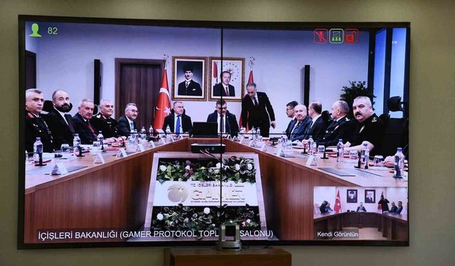 Ardahan Valisi Yamlı, Yurt Güvenliği VKS Toplantısı'na katıldı