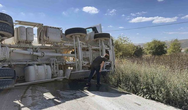 Arnavutköy'de beton mikseri dehşeti: 4 aracın karıştığı kazada 2 yaralı