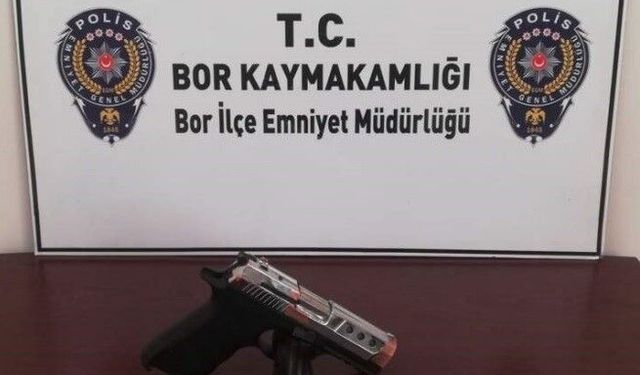 Bor'da silah operasyonu: 2 şüpheli tutuklandı