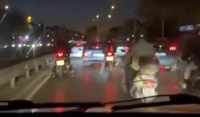 Bursa'da yol vermeyen otomobil sürücüsünün etrafını sardılar