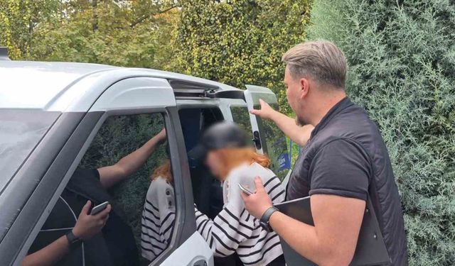 Ceza ve İrem Derici konserlerini iptal etti, esnafın şikâyetçi olduğu sorumlu karakola götürüldü