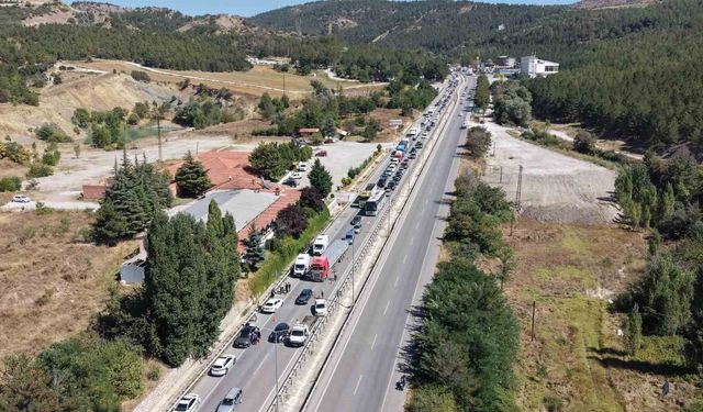 Çorum'da 3 araçlı zincirleme kaza: 5 yaralı