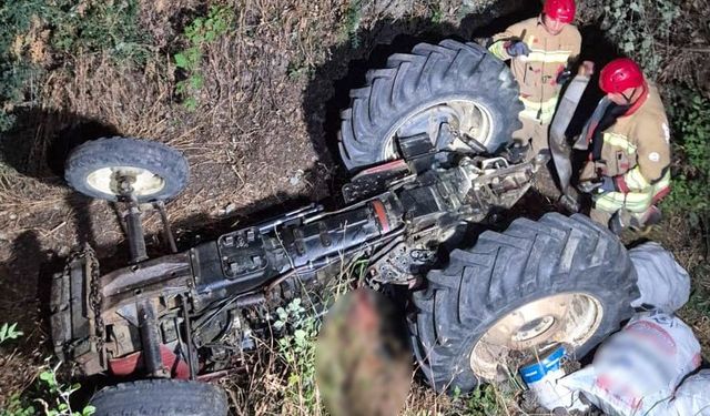 Devrilen traktörün altında kalan sürücü hayatını kaybetti