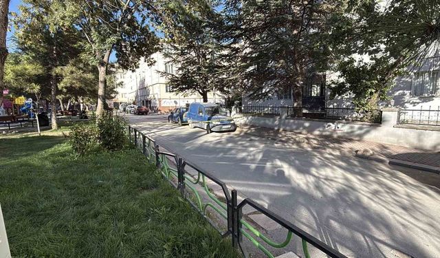 Eskişehir'de 'yan bakma' kavgasında 3 kişi yaralandı