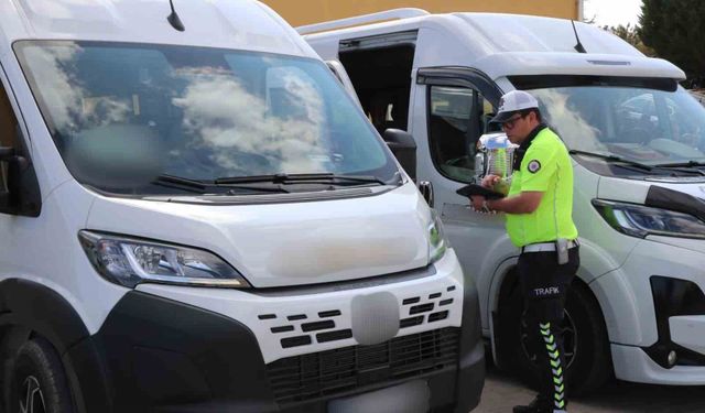 Eskişehir'de yeni eğitim öğretim yılının başlamasıyla okul servisleri denetlendi