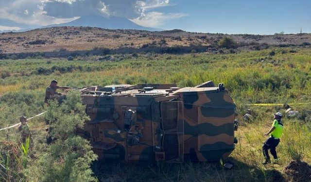 Iğdır'da askeri araç devrildi: 1 şehit, 2 yaralı