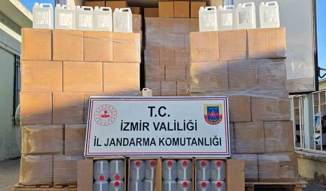 İzmir'de sahte içki tacirlerine jandarmadan ağır darbe