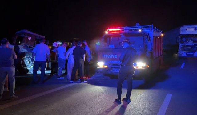 İznik'te tır, traktöre arkadan çarptı: 1 ölü